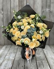 Букет цветов из:  Розы и Лизиантусы #REPLACE_PRED# Ильинской