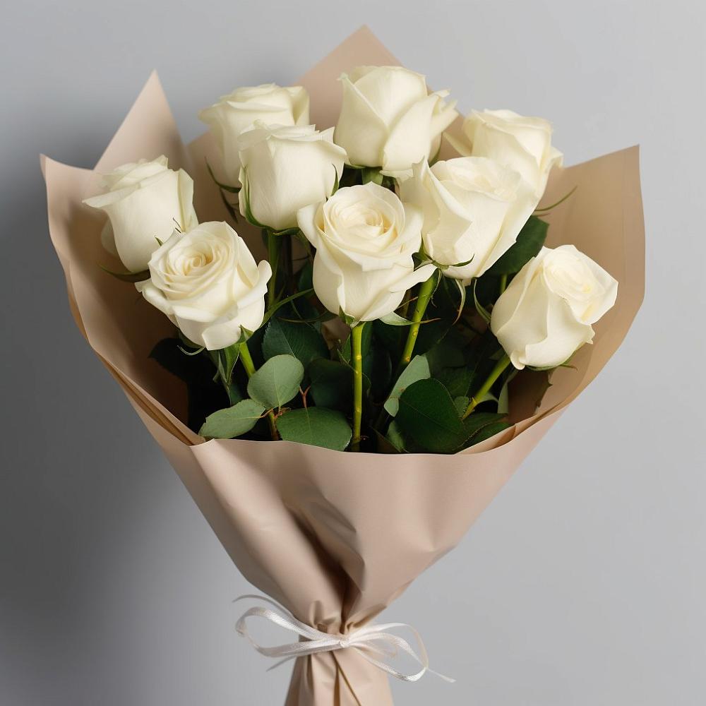 Букет 9 Белых роз Эдлесс Лав в Ильинской