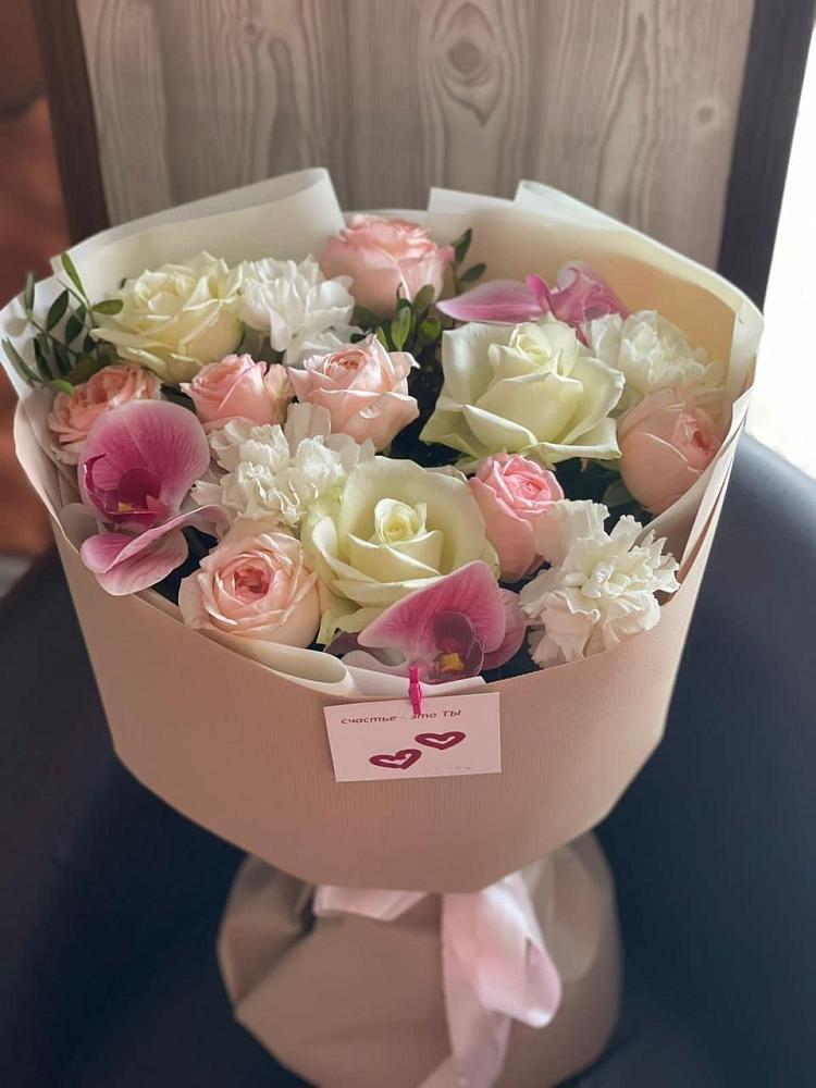 Букет цветов из: Орхидеи, Розы и Гвоздики в Ильинской