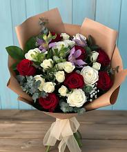 Букет цветов из:  Розы и Альстромерии в Ильинской