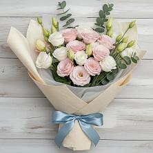 Букет цветов из:  Лизиантусы в Ильинской