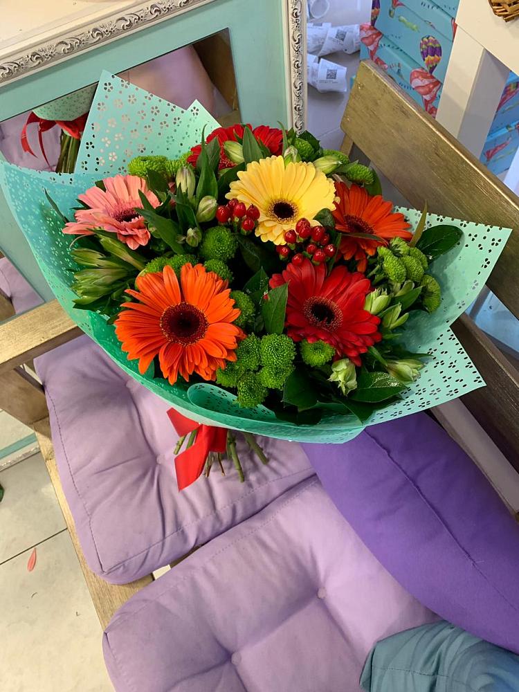 Букет цветов из: Герберы, Хризантемы и Альстромерии в Ильинской