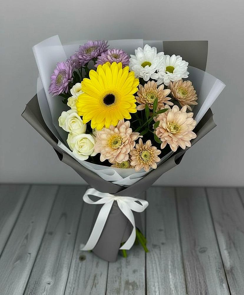 Букет цветов из: Розы, Герберы и Хризантемы в Ильинской