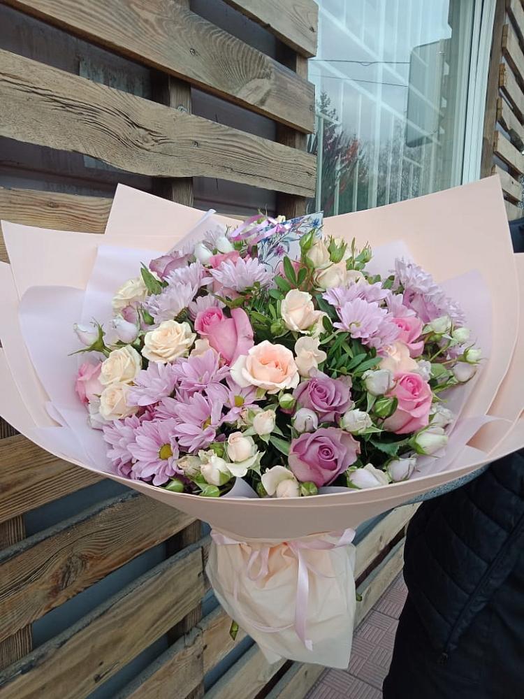 Букет цветов из: Розы и Хризантемы в Ильинской