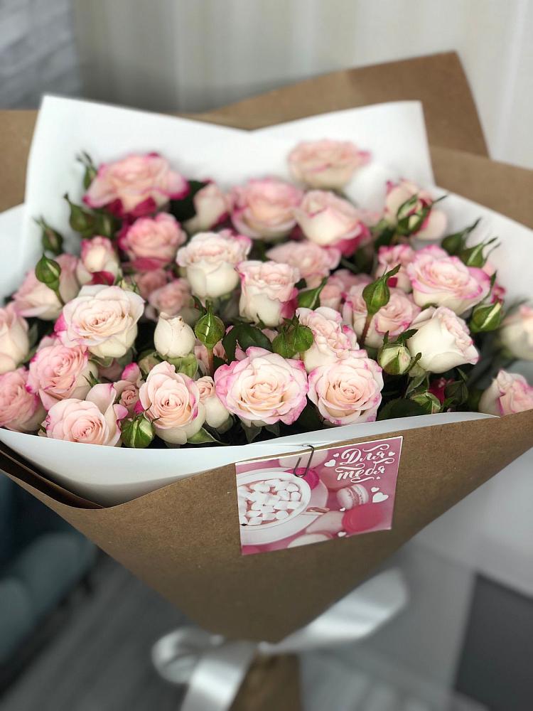 Букет цветов из: Розы в Ильинской