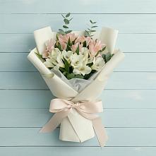 Букет цветов из:  Альстромерии в Ильинской