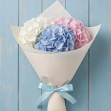 Букет цветов из:  Гортензия в Ильинской