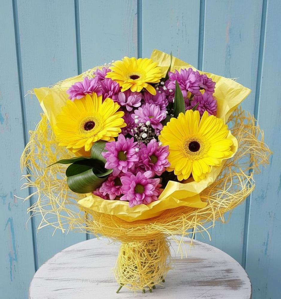 Букет цветов из: Хризантемы и Герберы в Ильинской