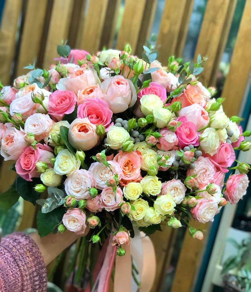 Букет цветов из: Розы в Ильинской