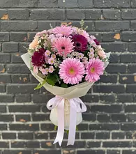 Букет цветов из:  Герберы и Хризантемы в Ильинской