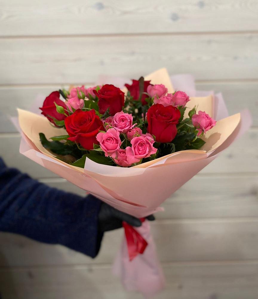 Букет цветов из: Розы в Ильинской